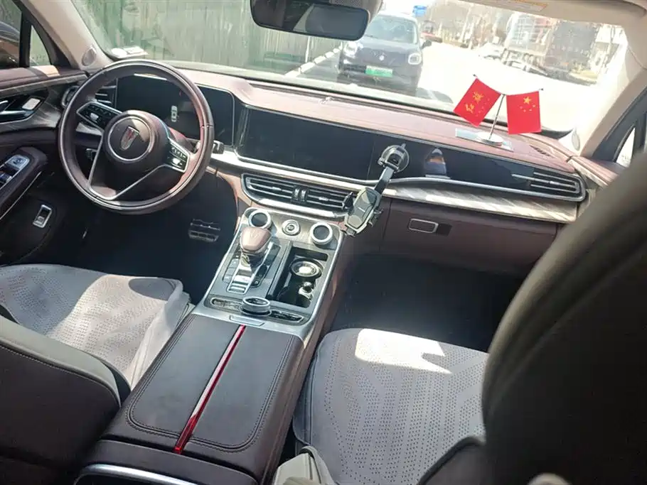 Hongqi H9 2023 Model 2.0T Smart Connect Flagship Edition фото 12