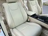 Photo 5 - Lexus RX