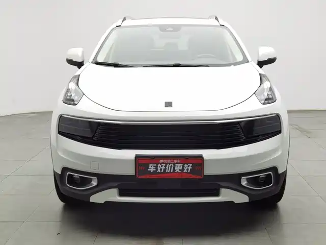 Lynk & Co 01 2017 2.0T 2WD Pro Version — фото 3