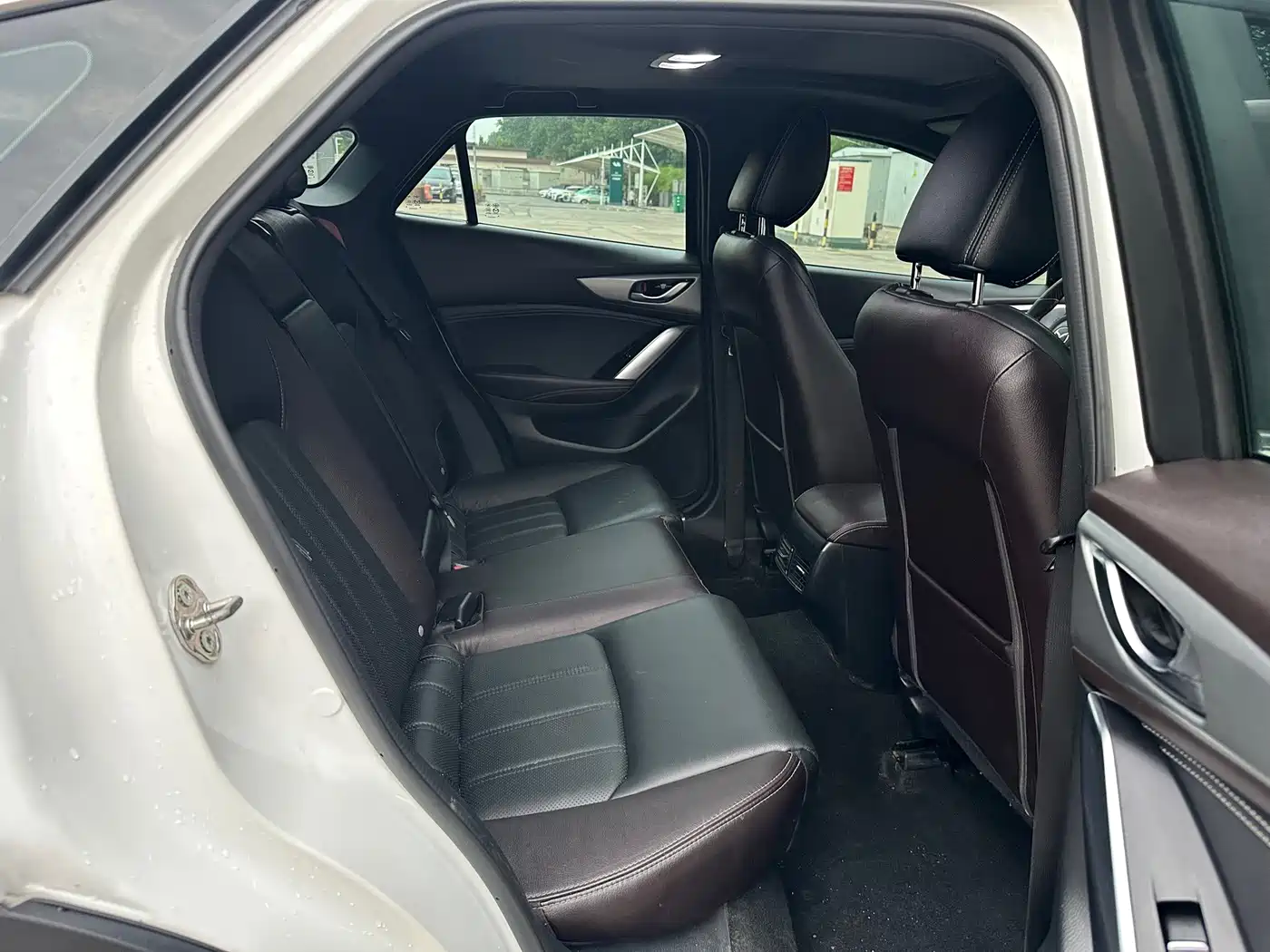 Photo 18 - Mazda CX-4