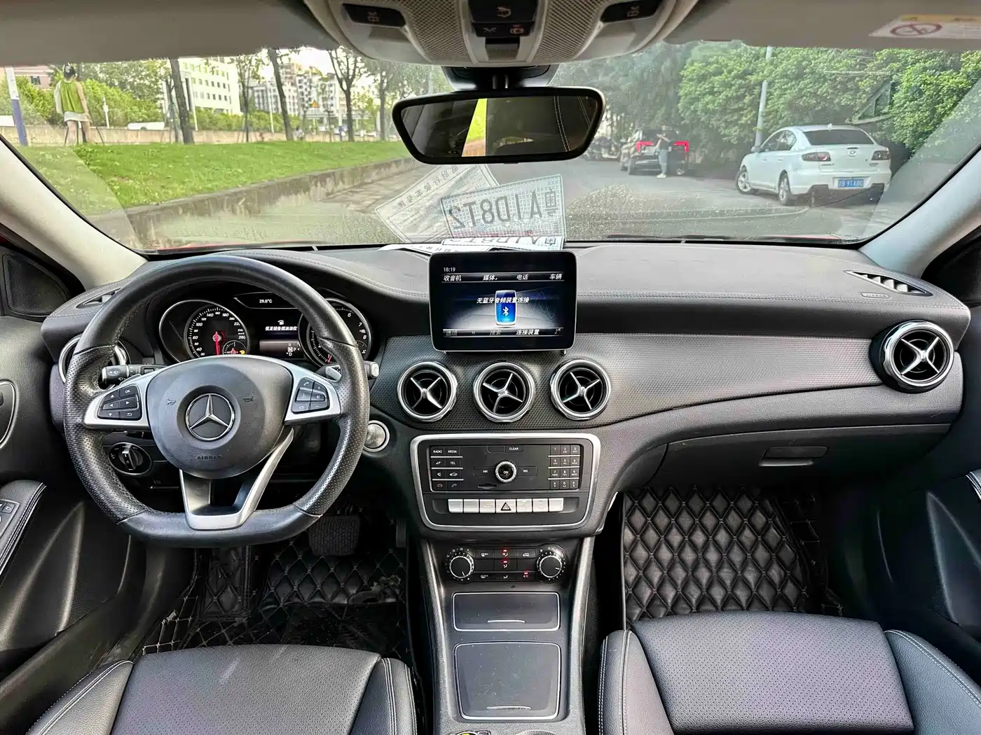 Фото 15 - Mercedes-Benz GLA