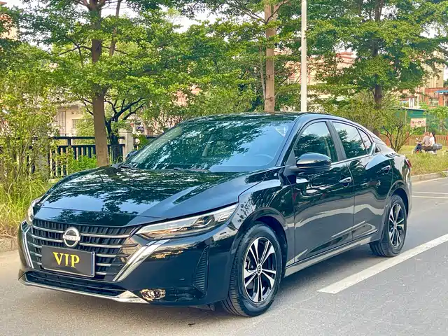 Nissan Sylphy 1.6L CVT, Комфорт