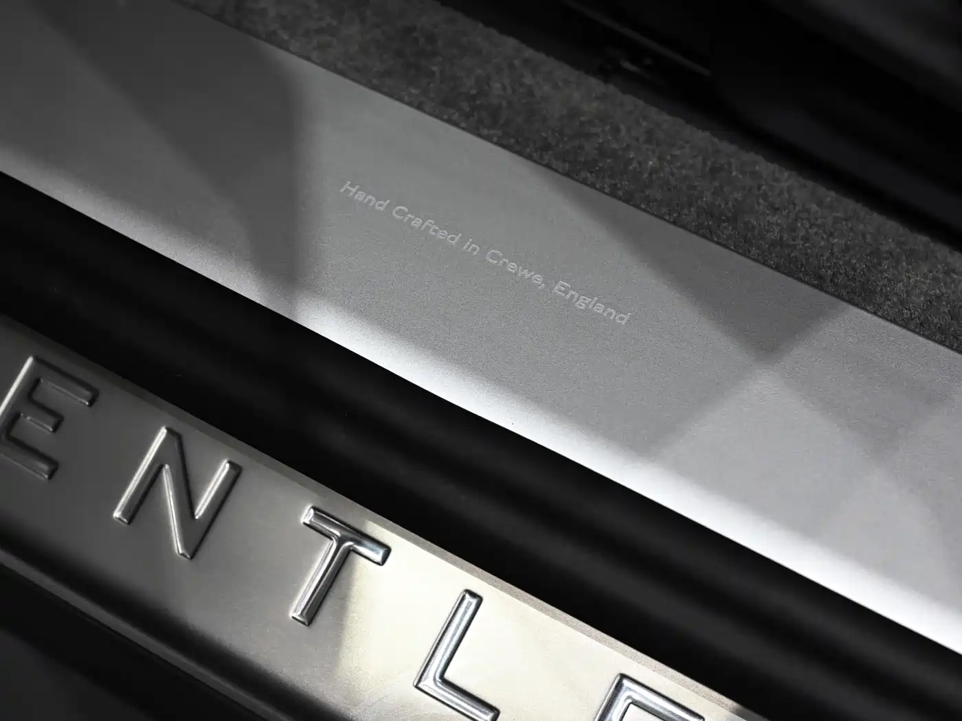 BENTLEY CONTINENTAL PLUG IN HYBRID