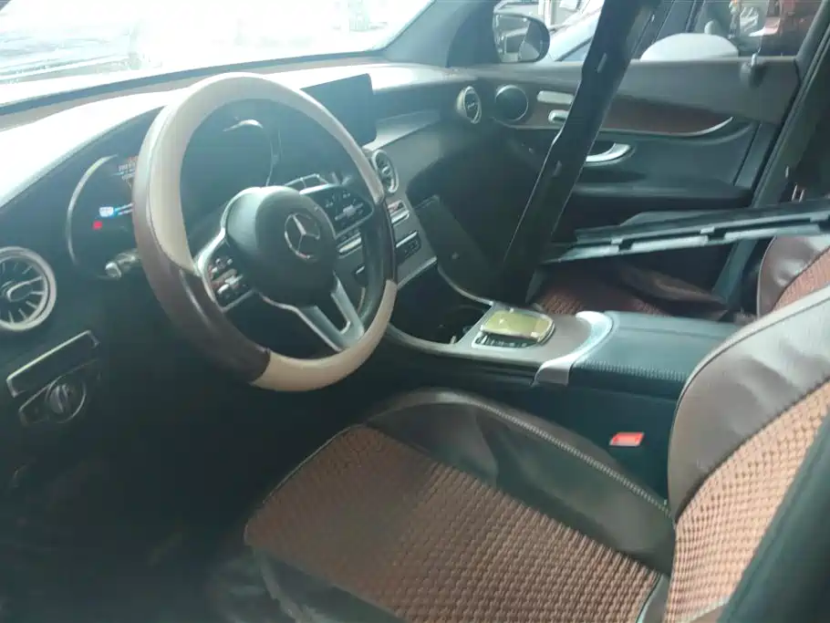 Mercedes-Benz GLC 2020 Facelift GLC 260 L 4MATIC Luxury фото 9