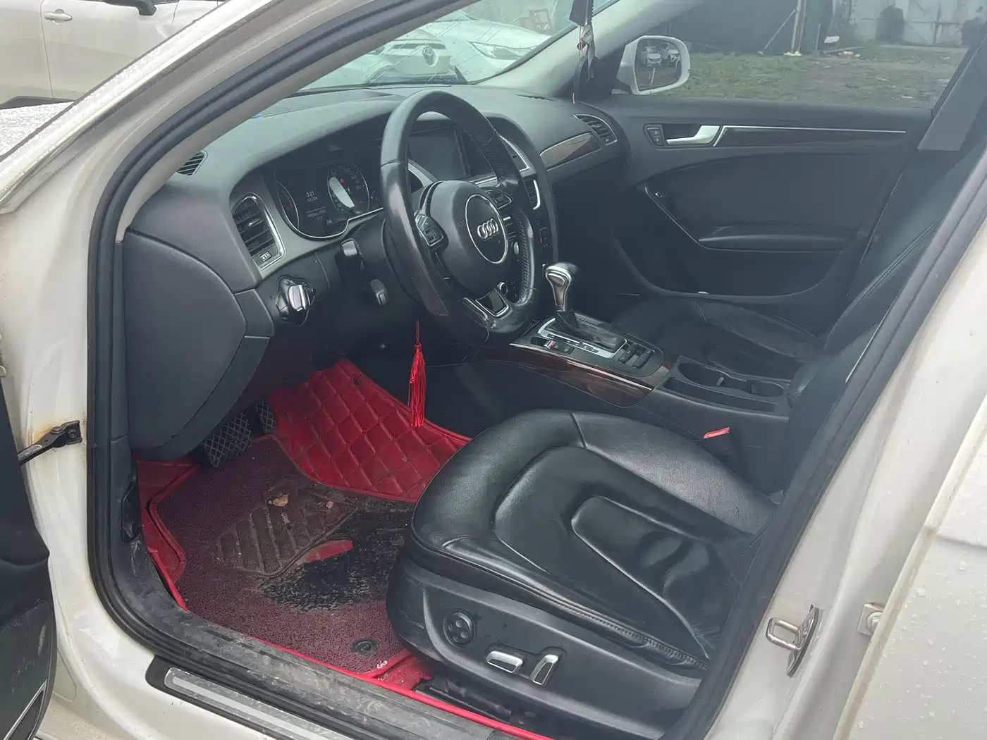 Audi A4L 2015 35 TFSI Auto Comfort фото 4