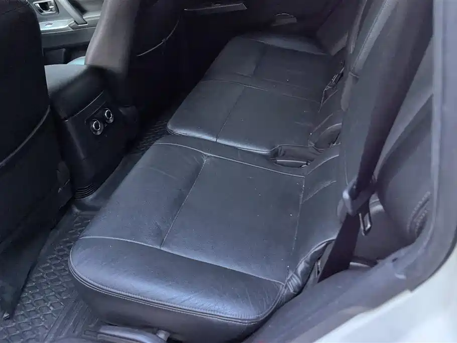 Mitsubishi Pajero (Import) 2015 3.0L Automatic Elite Premium Edition China V фото 11