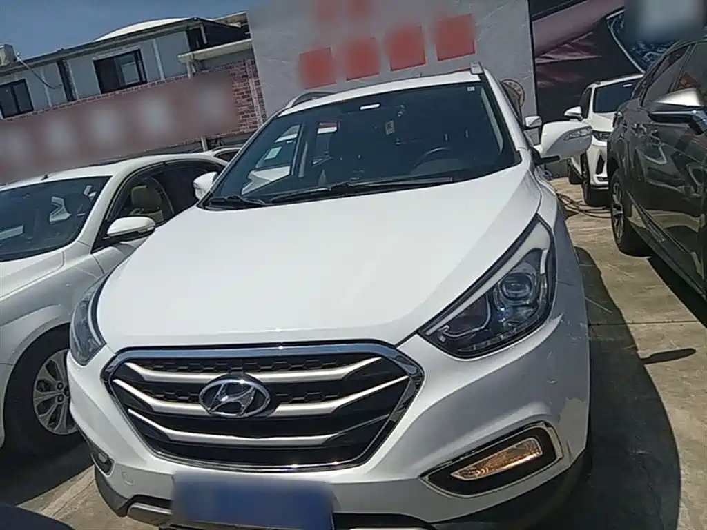 Hyundai Beijing Hyundai ix35 2015 2.0L Automatic 2WD Smart Type China IV фото 3