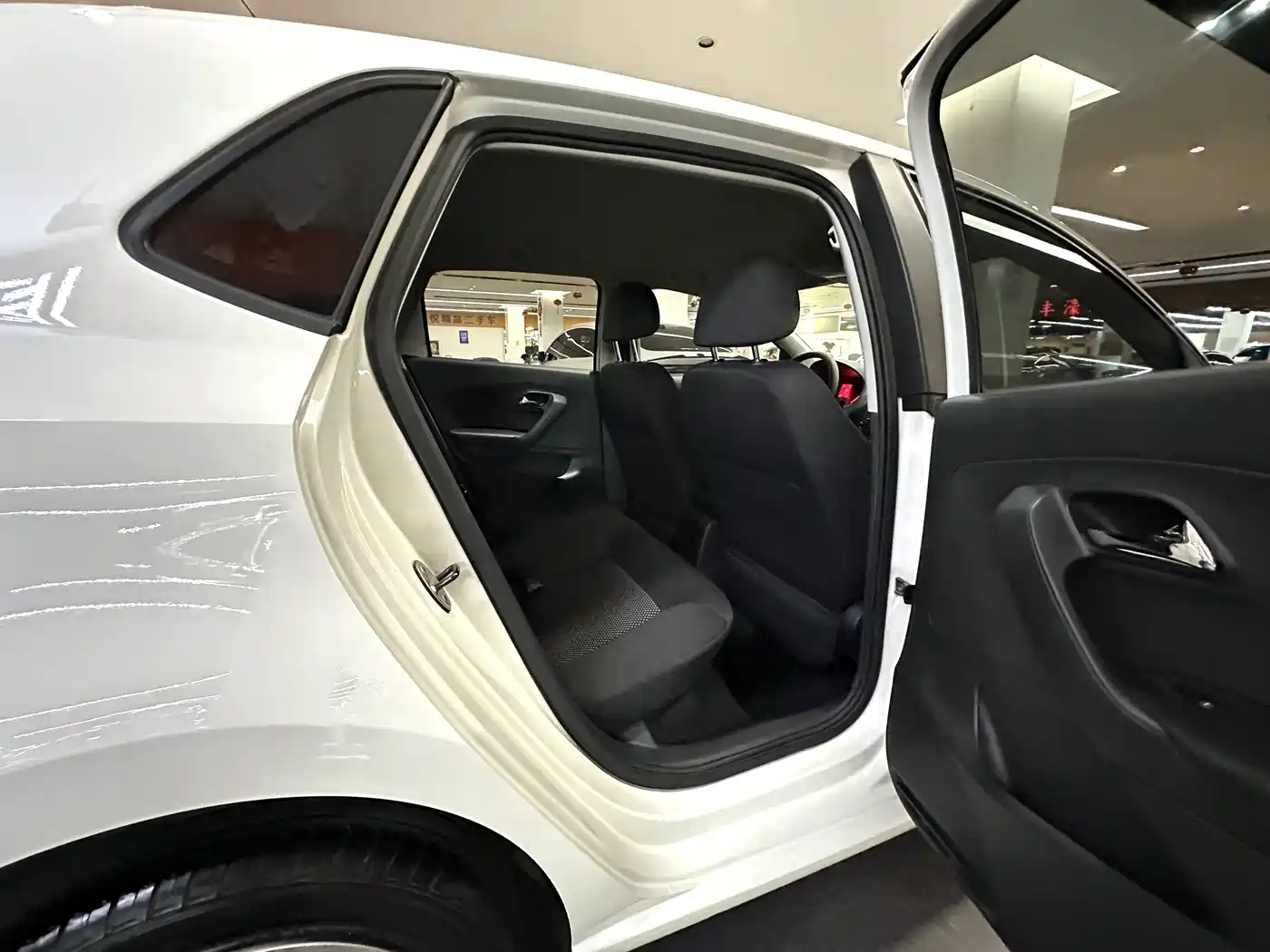 Volkswagen Polo 2013 2013 1.6L Automatic Comfort Edition
