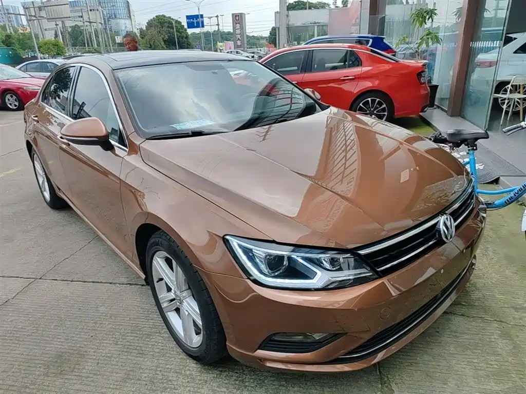 Volkswagen Lamando 2017 280TSI DSG Comfort Edition фото 4