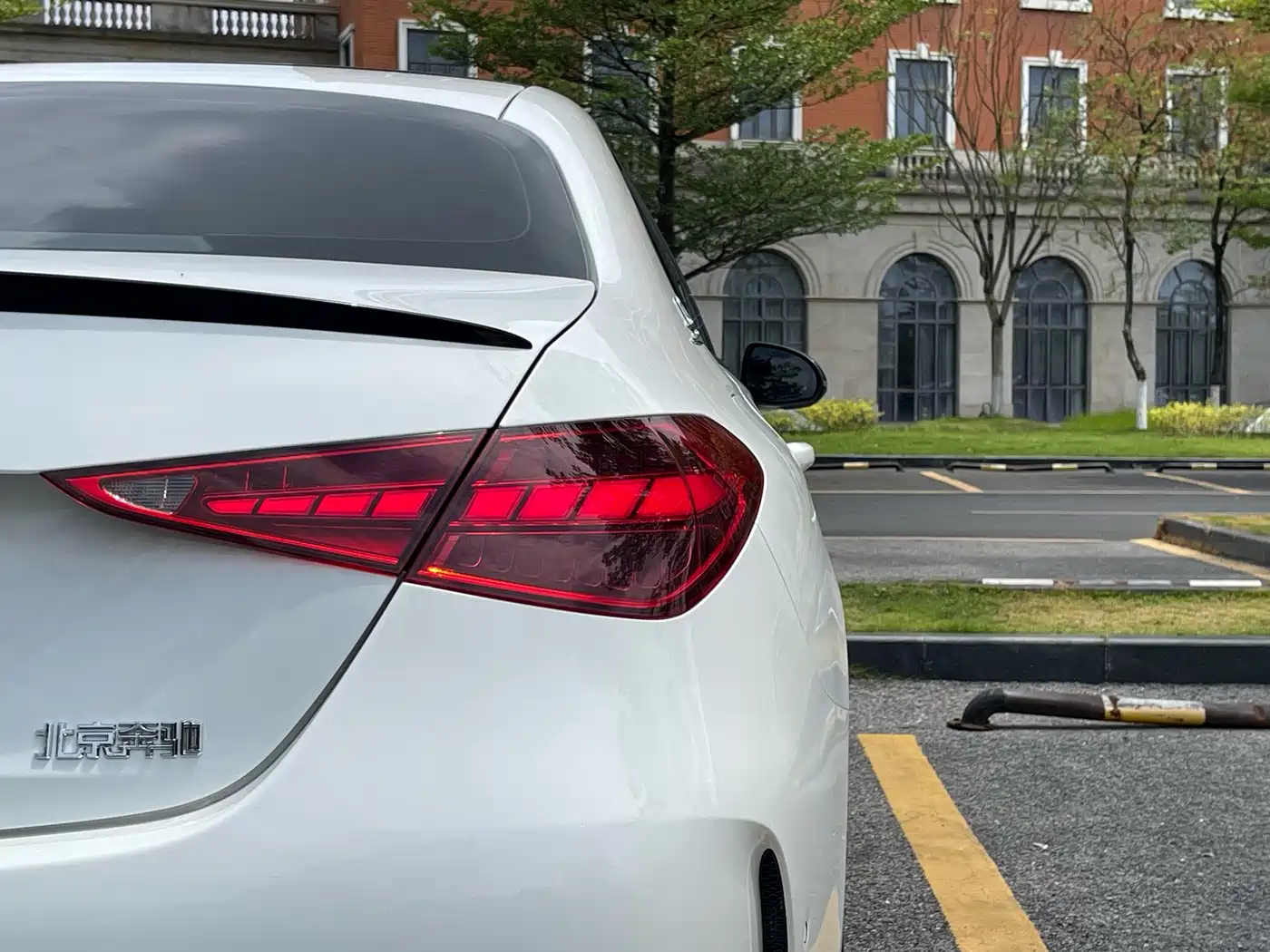 Mercedes-Benz C-Class 2024 C 260 L Night Edition Sport фото 9