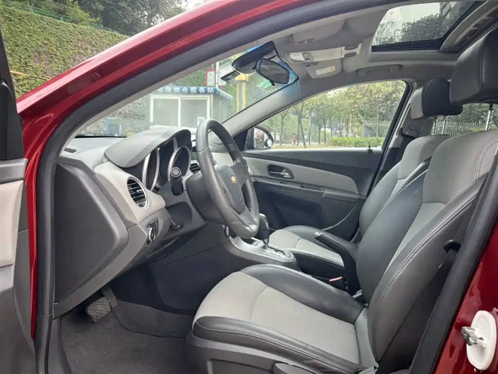 Chevrolet Cruze 2013 1.6L SL Universe AT фото 21