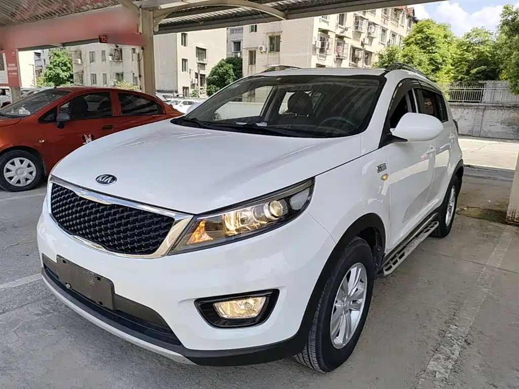Kia Sportage 2016 2.0L Automatic 2WD GL фото 2
