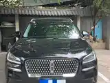 Фото 2 - Lincoln Corsair