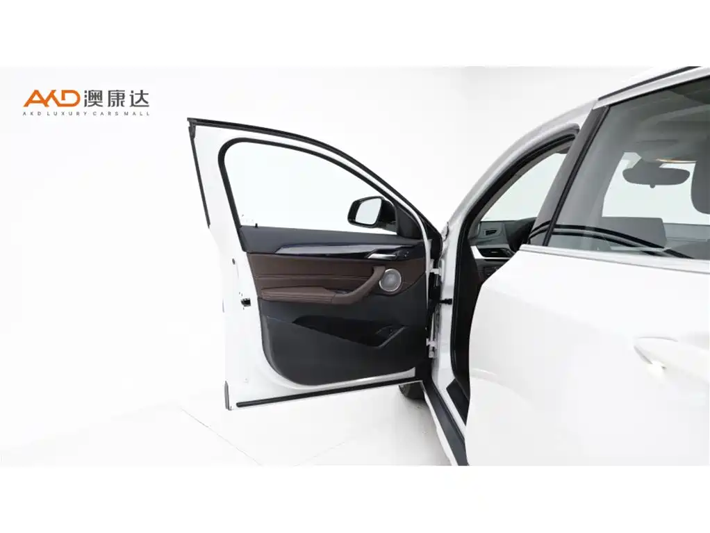 BMW X2 2023 sDrive25i M Off-Road Package фото 10