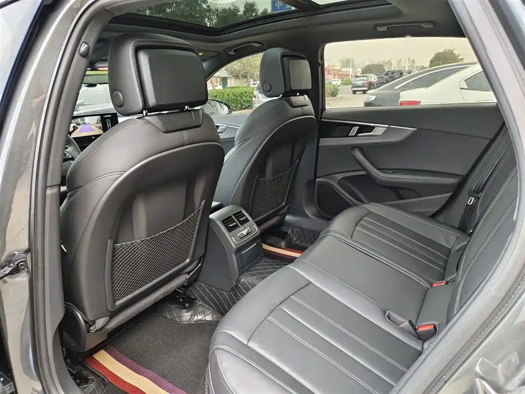 Audi A4L 2024 40 TFSI quattro RS Kit Speed Edition фото 15