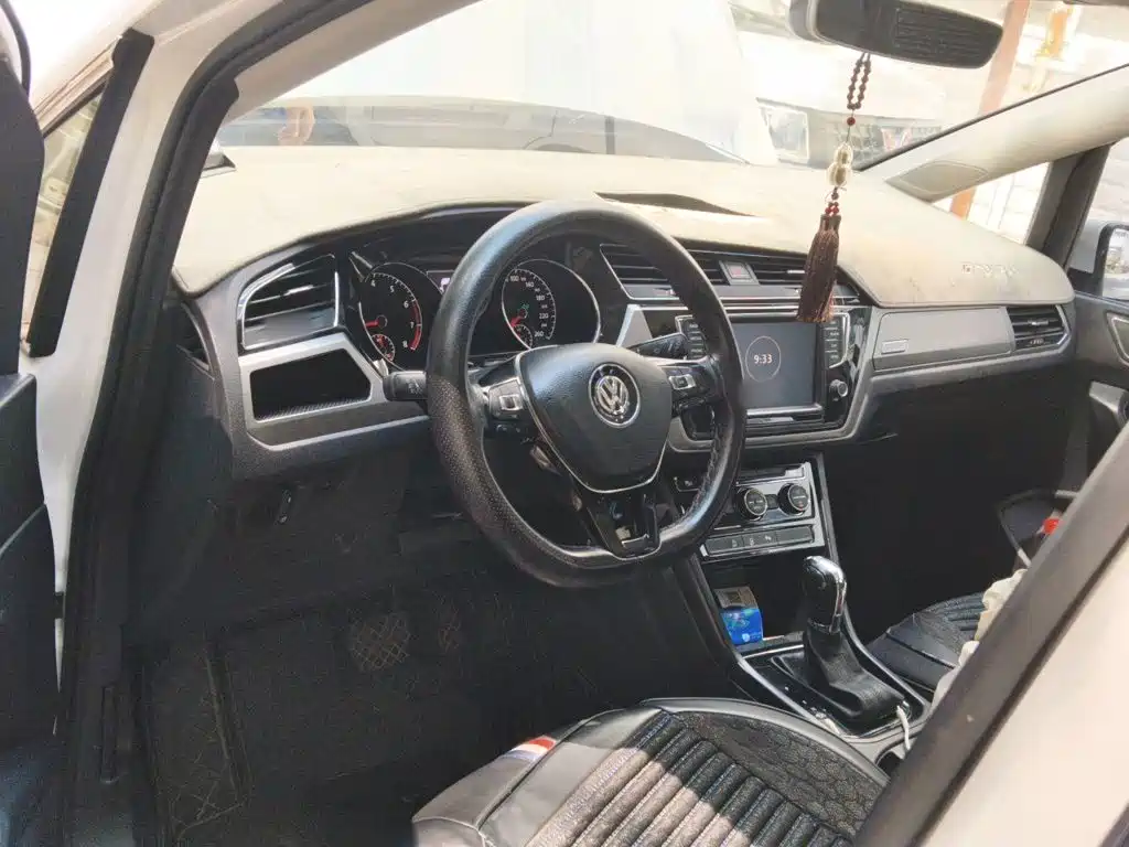 Volkswagen Touran 2019 2018 Touran L 280TSI DSG Comfort 7-seater China V