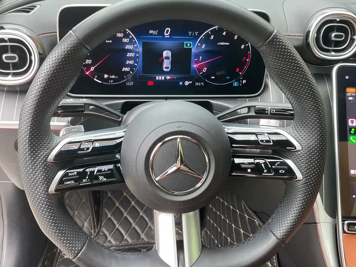Фото 9 - Mercedes-Benz C-Class