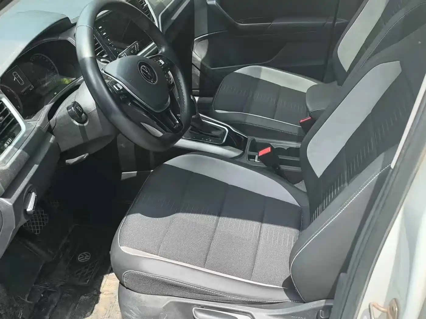 Volkswagen T-ROC 2022 280TSI DSG 2WD Elite PLUS фото 2