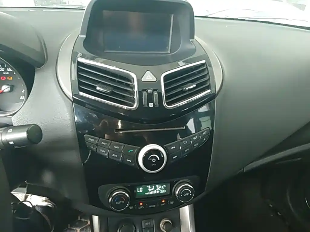 Haima S5 2015 2015 1.6L Manual Smart Luxury