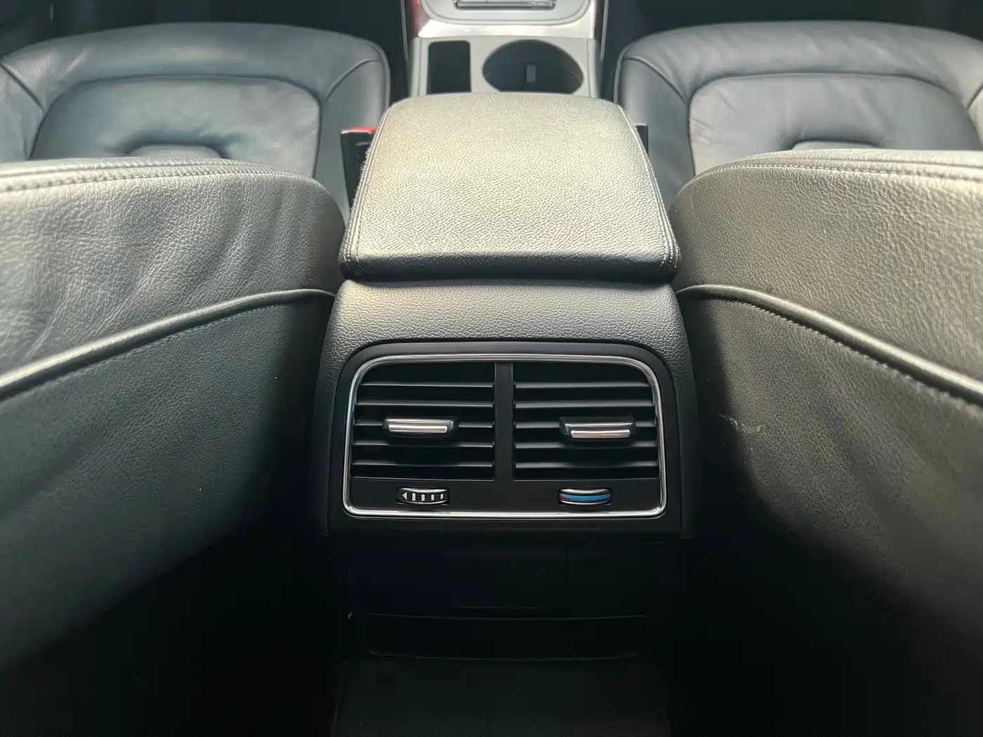 Audi A4L 2016 35 TFSI Automatic Comfort фото 20