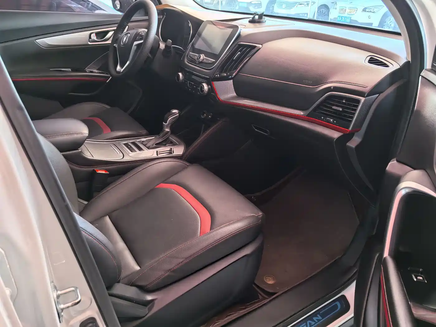 CHANGAN CS55