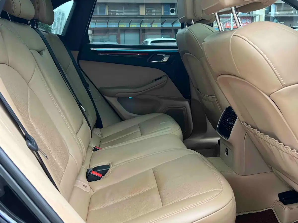 Porsche Macan 2020 Macan 2.0T фото 10