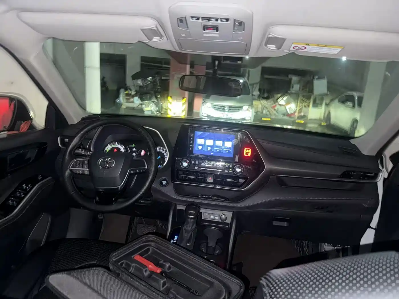 Toyota Highlander 2024 2023 2.5L Smart Hybrid Dual Engine FWD Elite 7-Seater