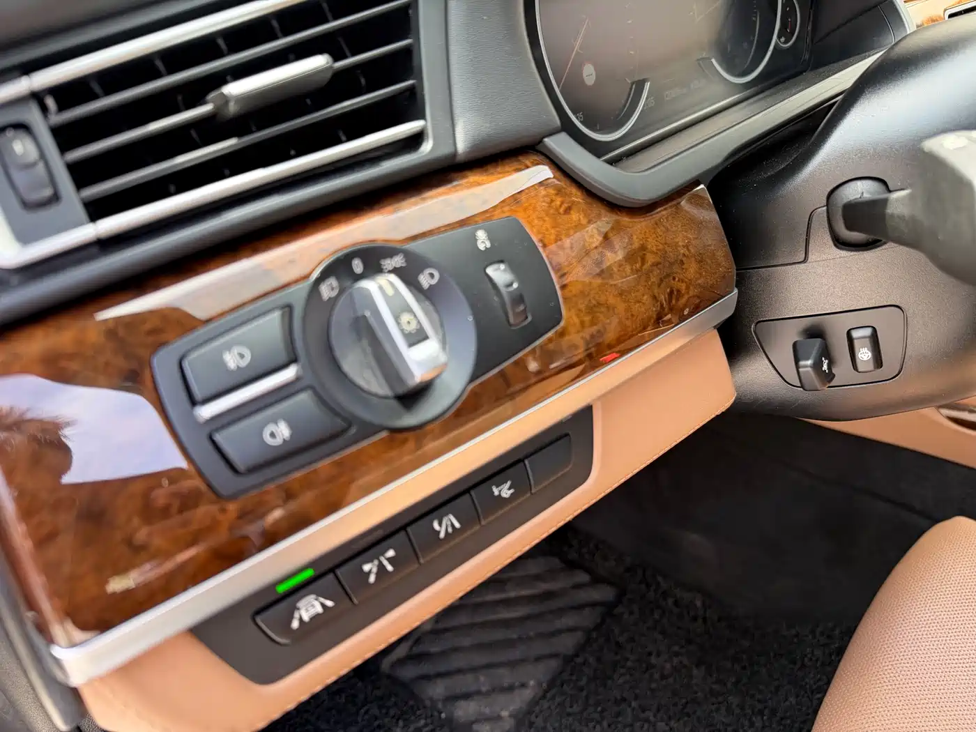 BMW 7 Series 2013 Model 760Li фото 16