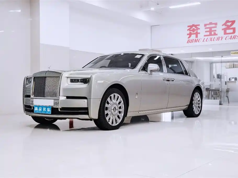 Фото 1 - Rolls-Royce Phantom