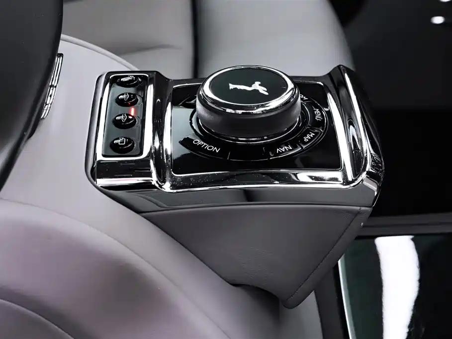 Фото 19 - Rolls-Royce Phantom