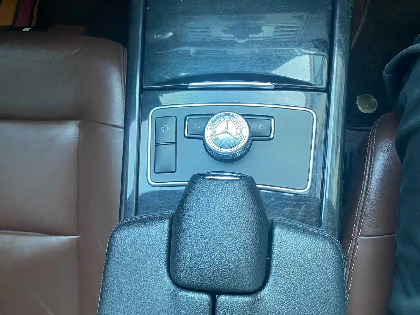Mercedes-Benz E-Class 2011 2011 E 300 L Elegance