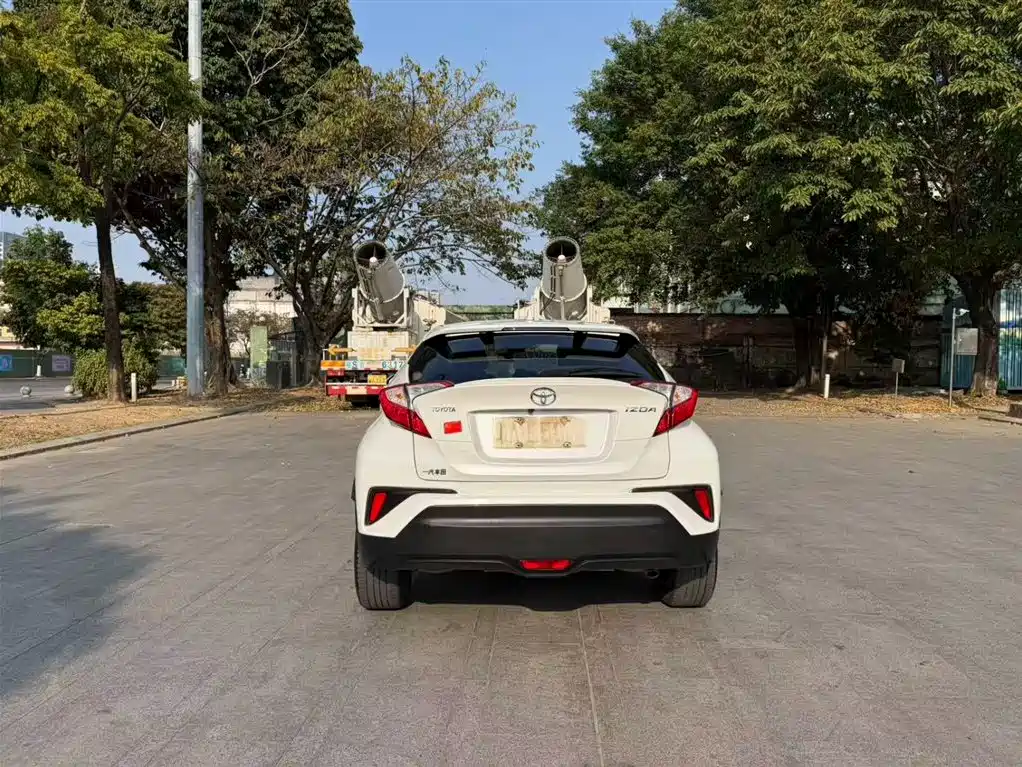 Toyota IZOA 2018 2.0L Yichi Edition China V фото 6