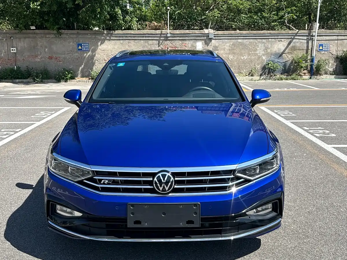 Volkswagen Weilan 2021 2.0T Touring фото 2