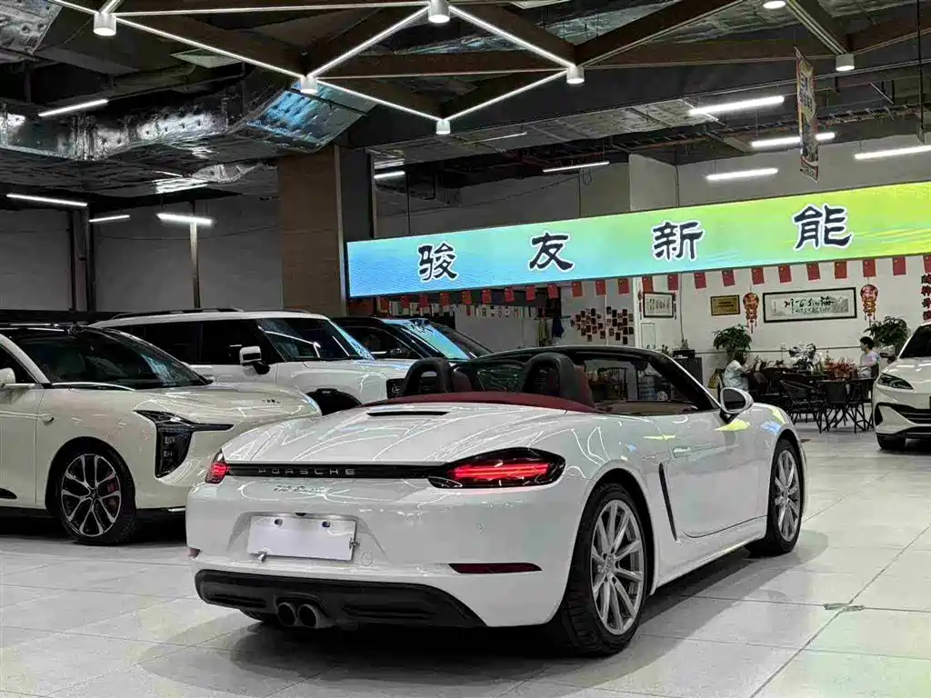 Porsche 718 2018 Boxster 2.0T фото 7