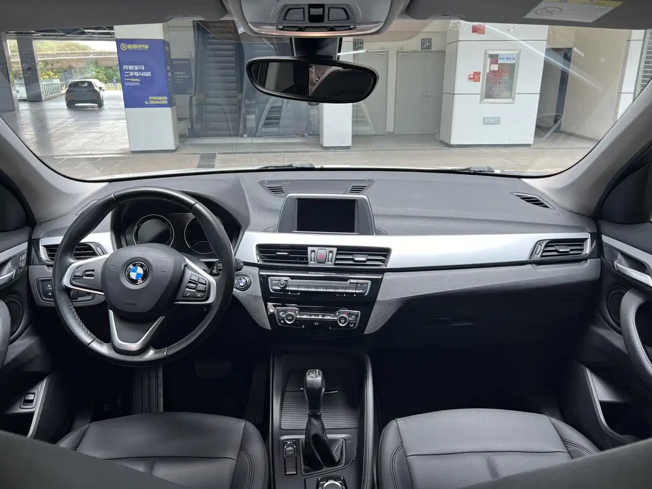 BMW X1 2018 sDrive20Li Leading Model фото 15