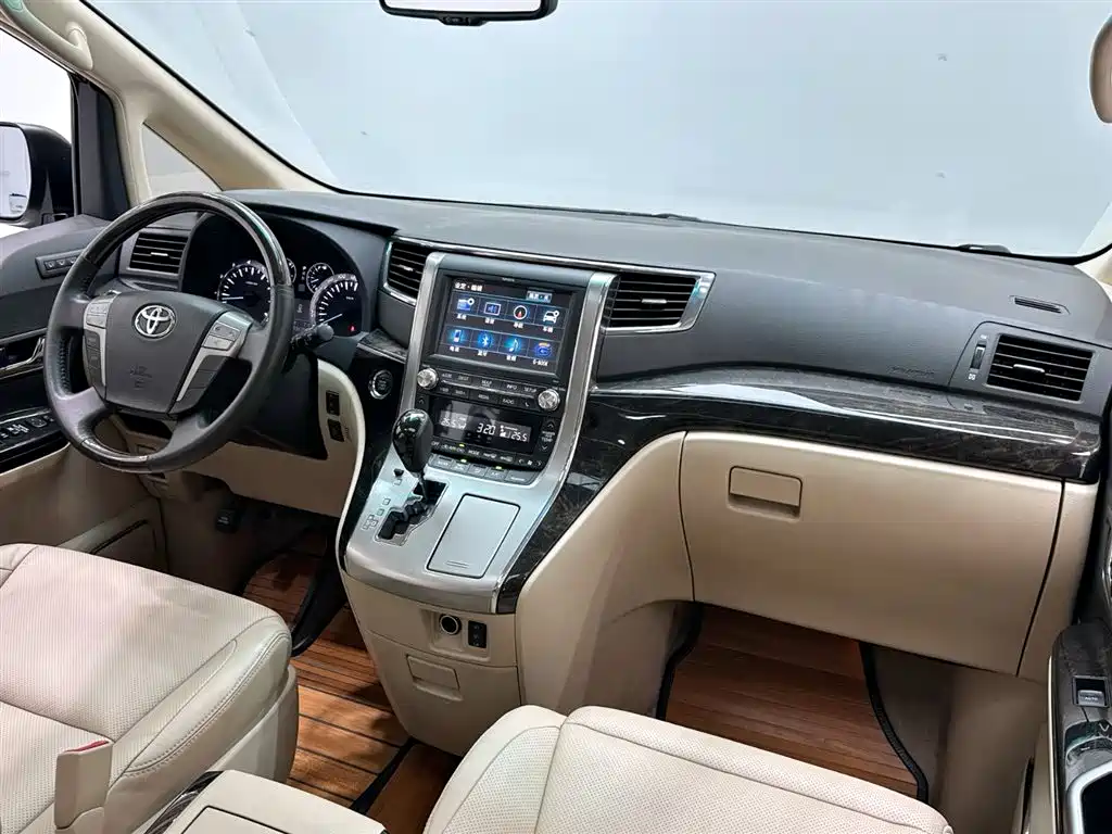 Toyota Alphard 2012 3.5L Luxury Edition фото 21