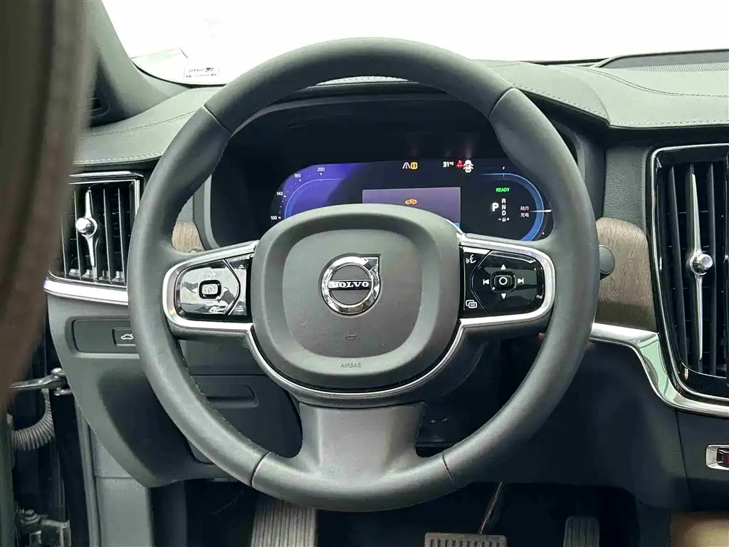 VOLVO S90 PLUG IN HYBRID