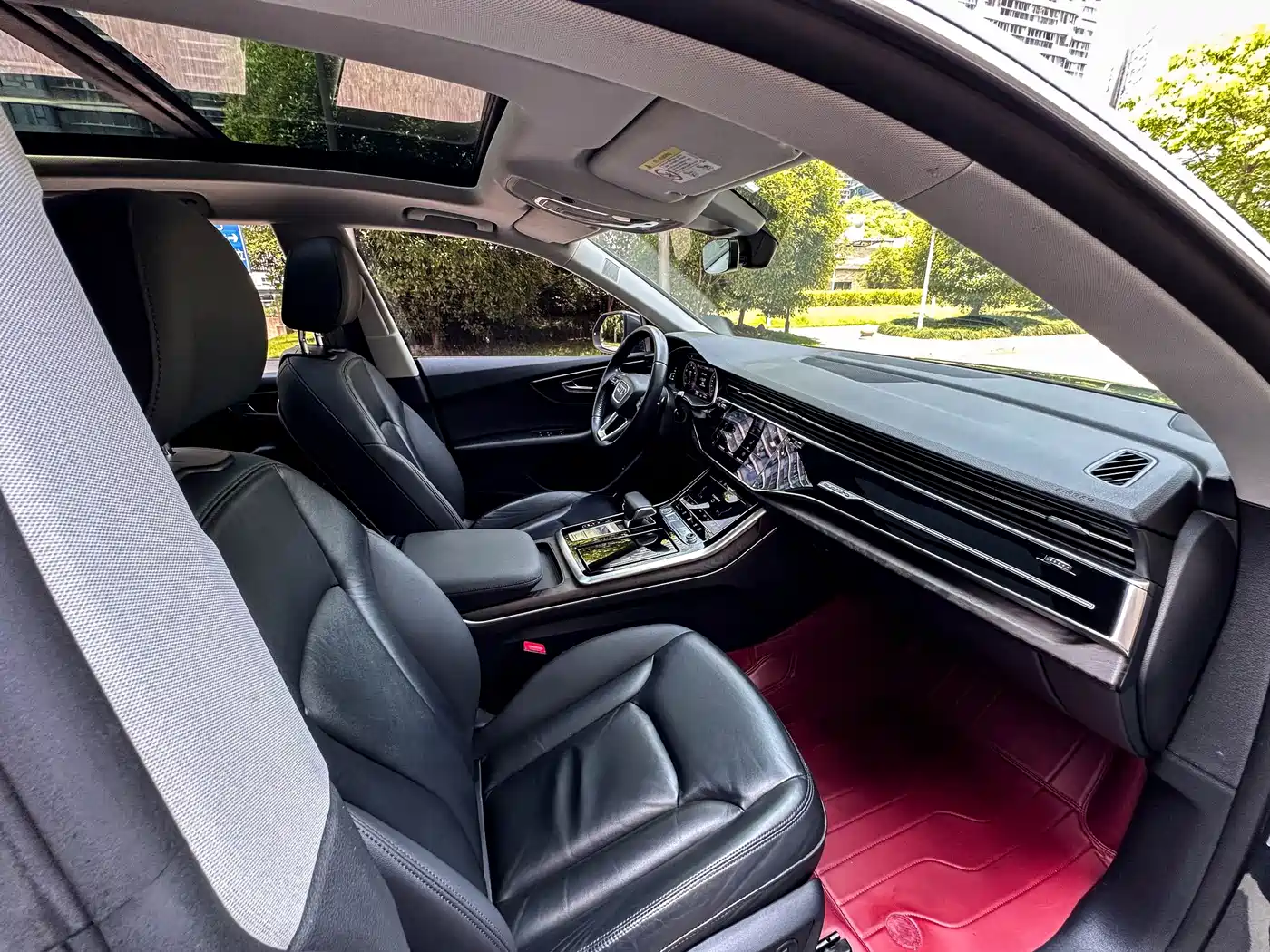 Audi Q8 2019 55 TFSI Luxury Dynamic фото 9