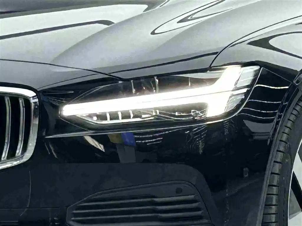 VOLVO S90 PLUG IN HYBRID