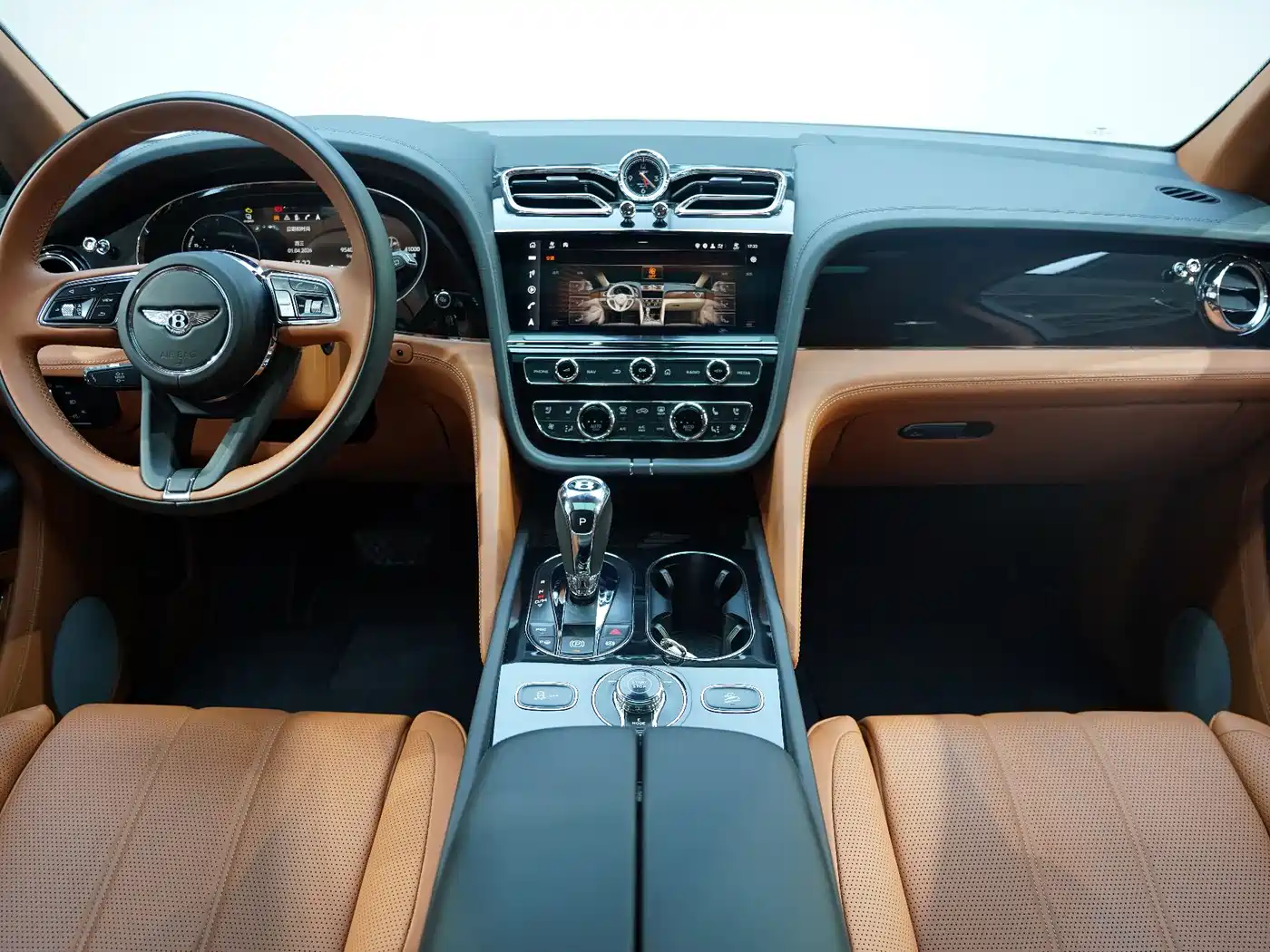 BENTLEY TIMYUE PLUG IN HYBRID