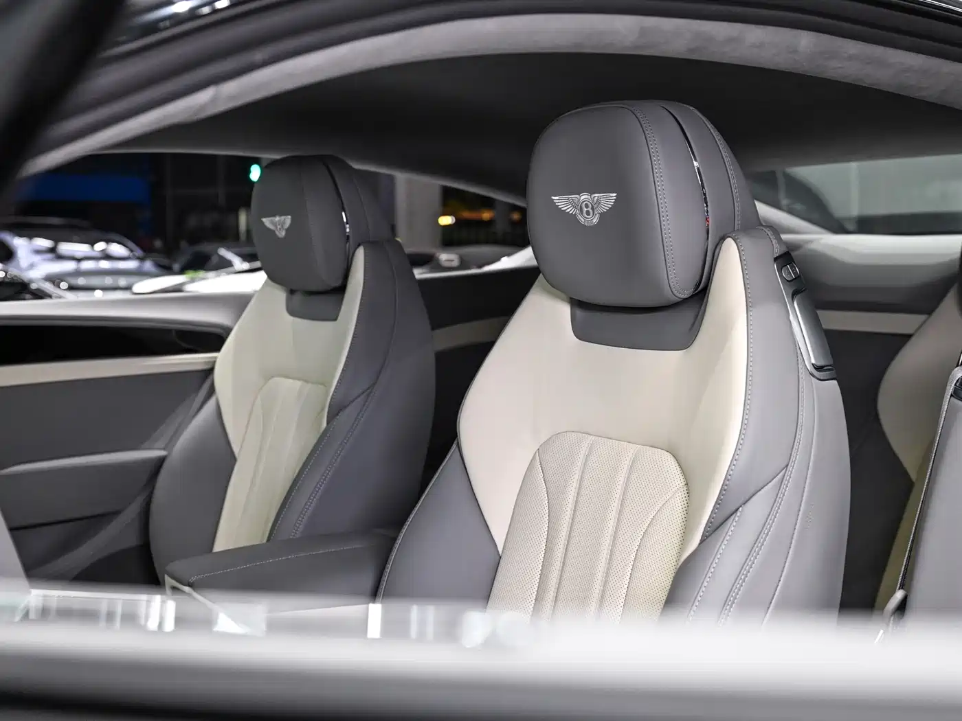 BENTLEY CONTINENTAL PLUG IN HYBRID