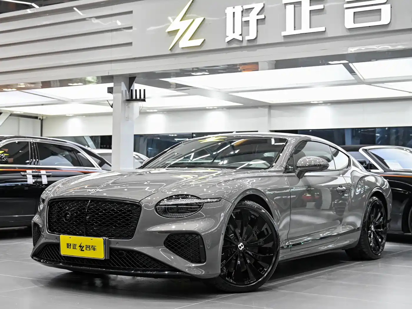 BENTLEY CONTINENTAL PLUG IN HYBRID