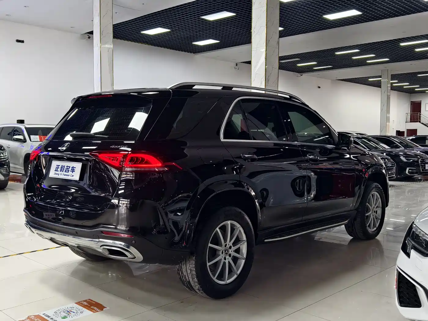 Mercedes-Benz GLE 2020 Facelift GLE 350 4MATIC Fashion Special Edition фото 18