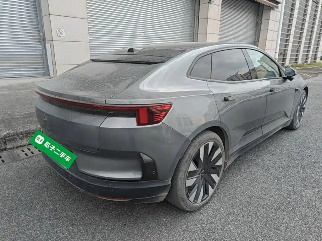 صورة 7 - Polestar 4
