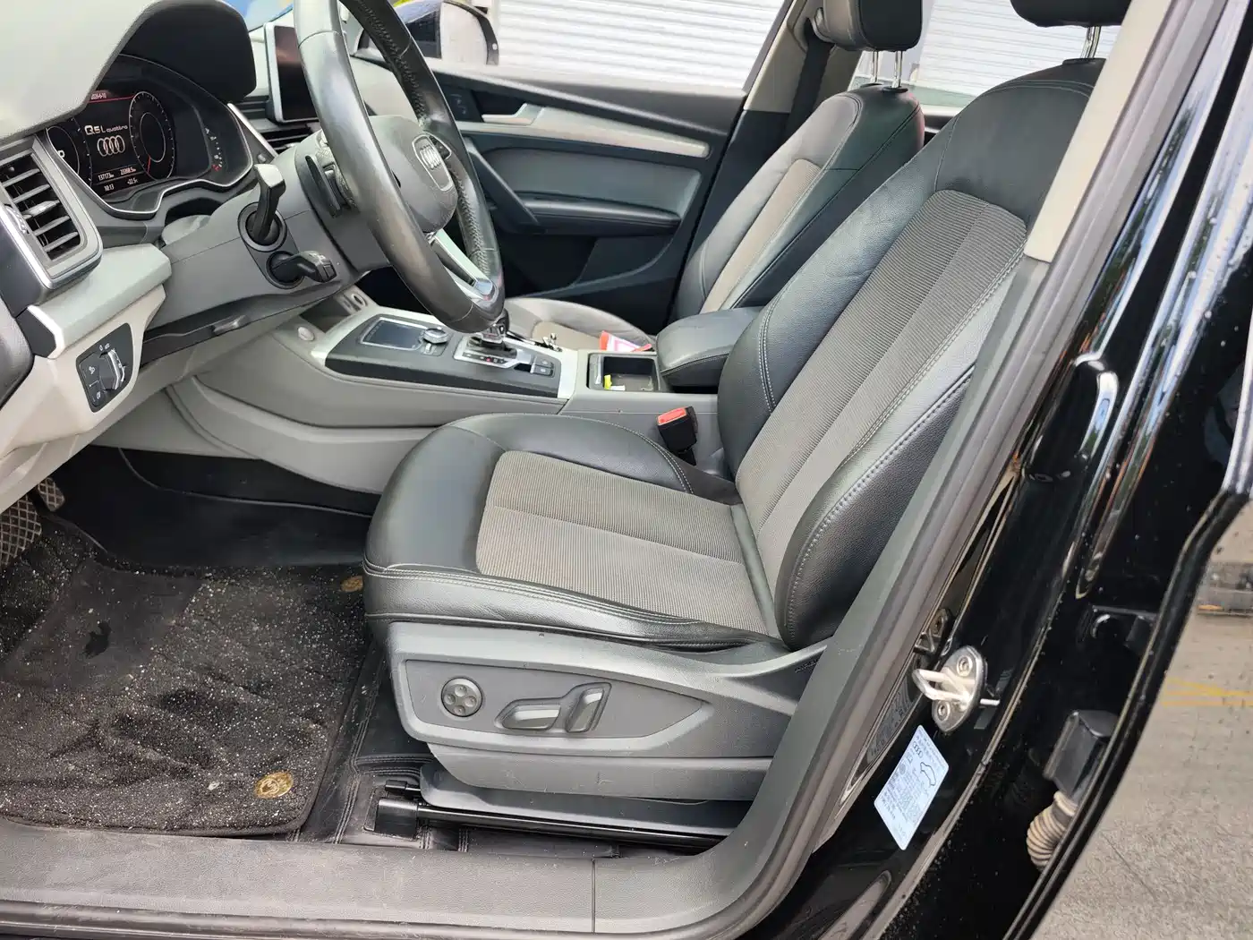Фото 9 - Audi Q5L