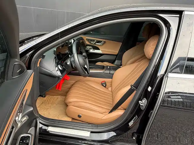 Mercedes-Benz E-Class 2025 E 300 L Luxury — фото 3
