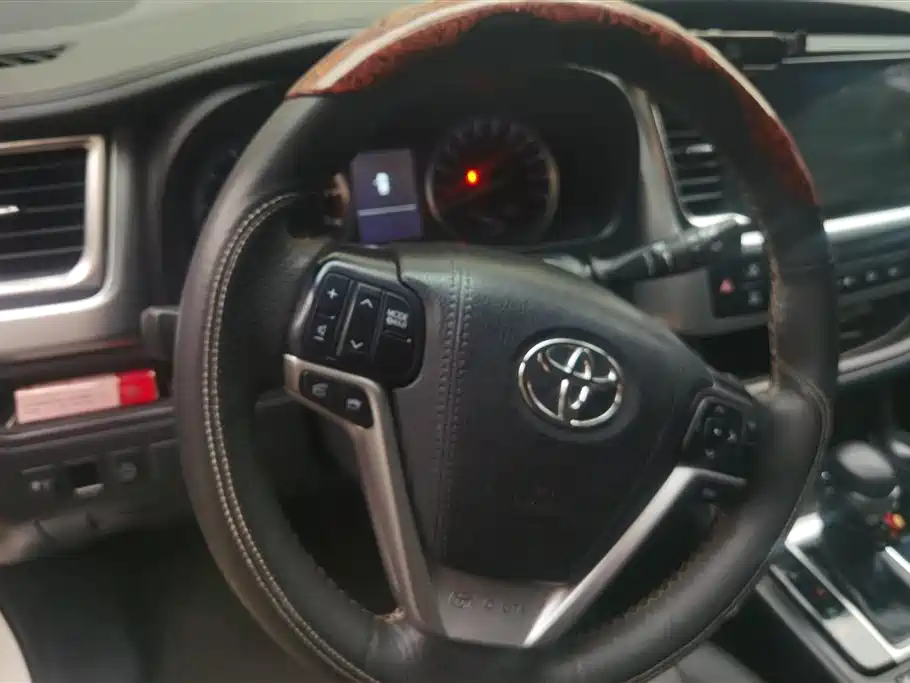 Toyota Highlander 2015 2.0T AWD Luxury Edition 7-seater фото 15
