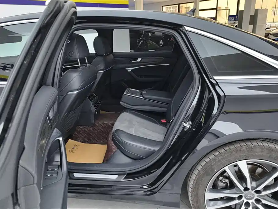 Audi A6L 2020 45 TFSI Premium Dynamic фото 11