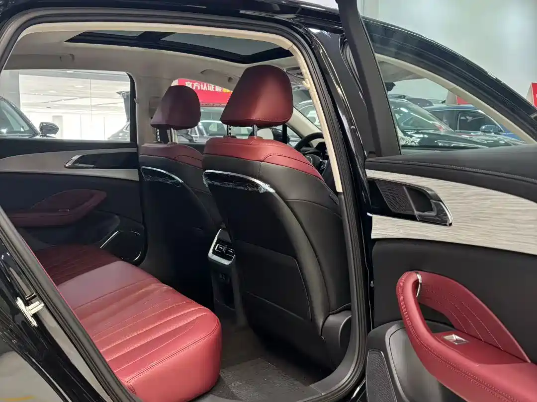 Hongqi HONGQI H5 PHEV