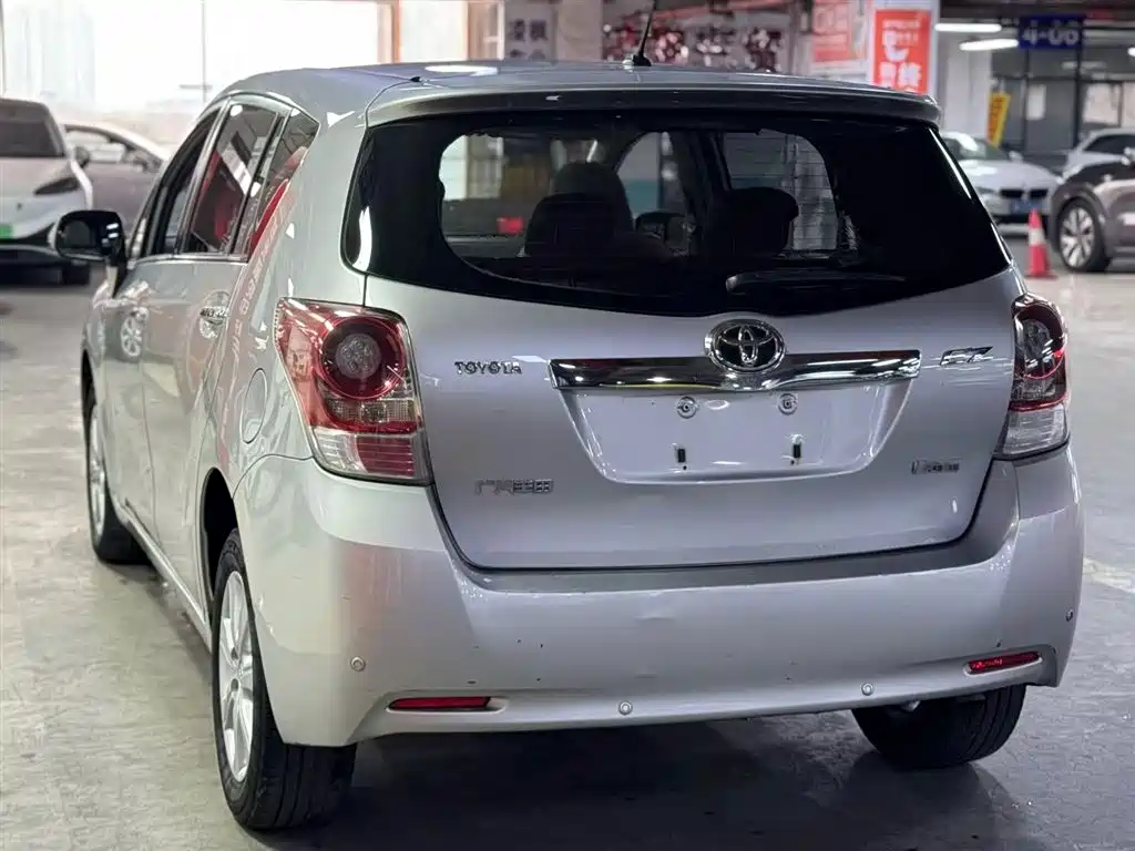 Toyota E'Z 2011 180G CVT Luxury Edition фото 4